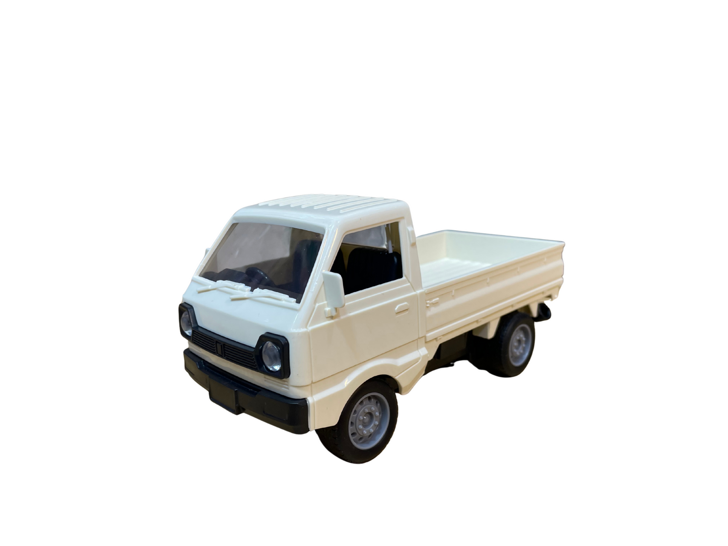 Remote Control Truck with Water Spray – Rechargeable RC Vehicle for Kids (Age 5+)